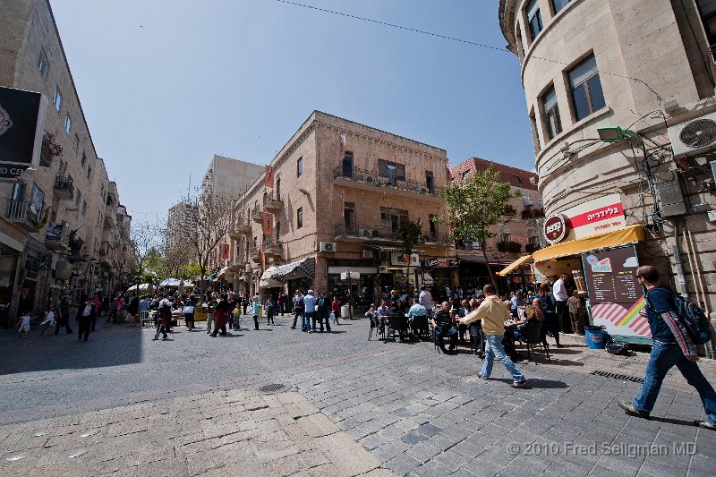 20100409_140431 D3.jpg - Ben Yehuda Street, one of the main streets in Jerusalem, is closed to traffic
